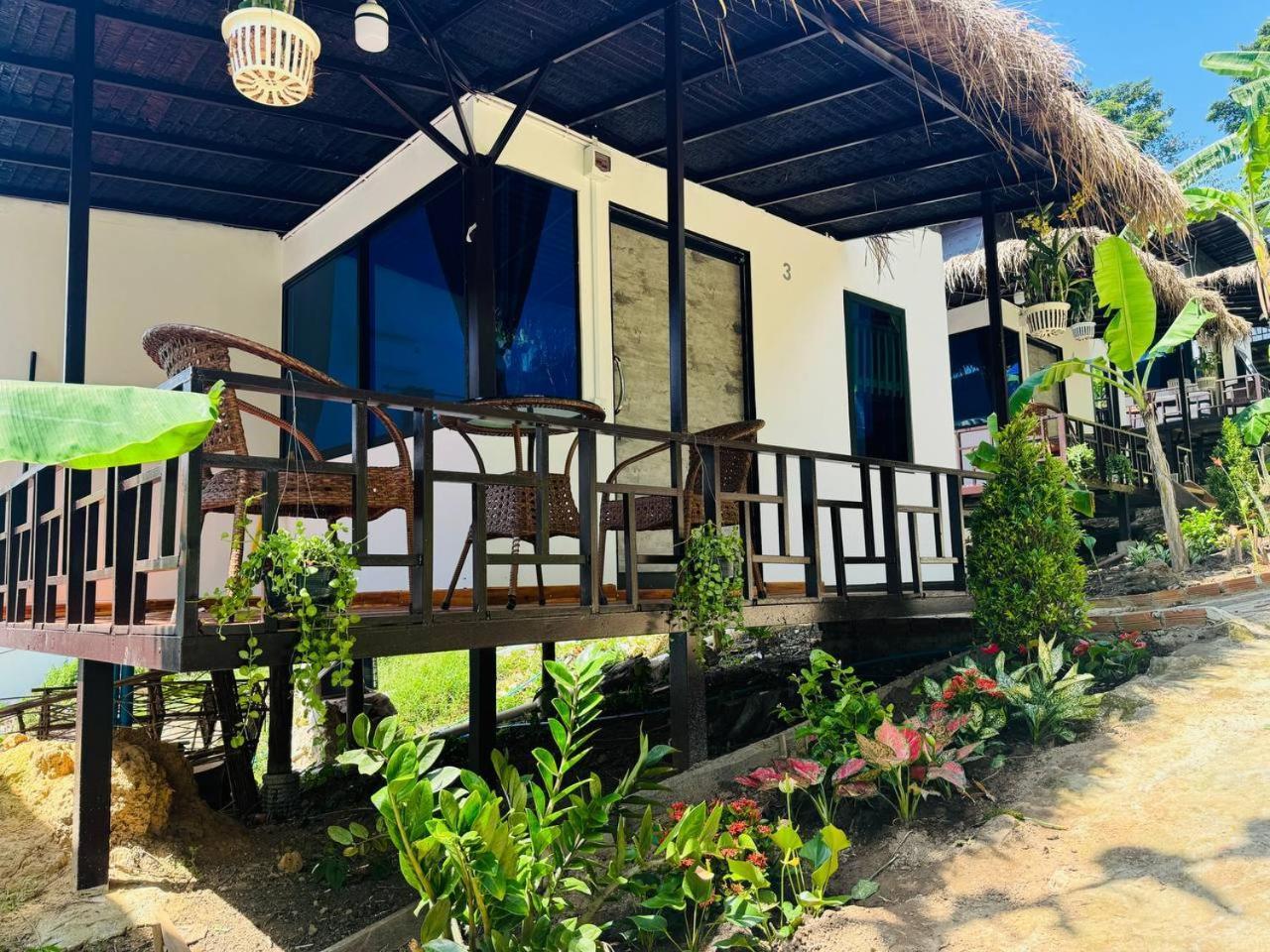 Real Hostel Kaoh Touch Exterior photo
