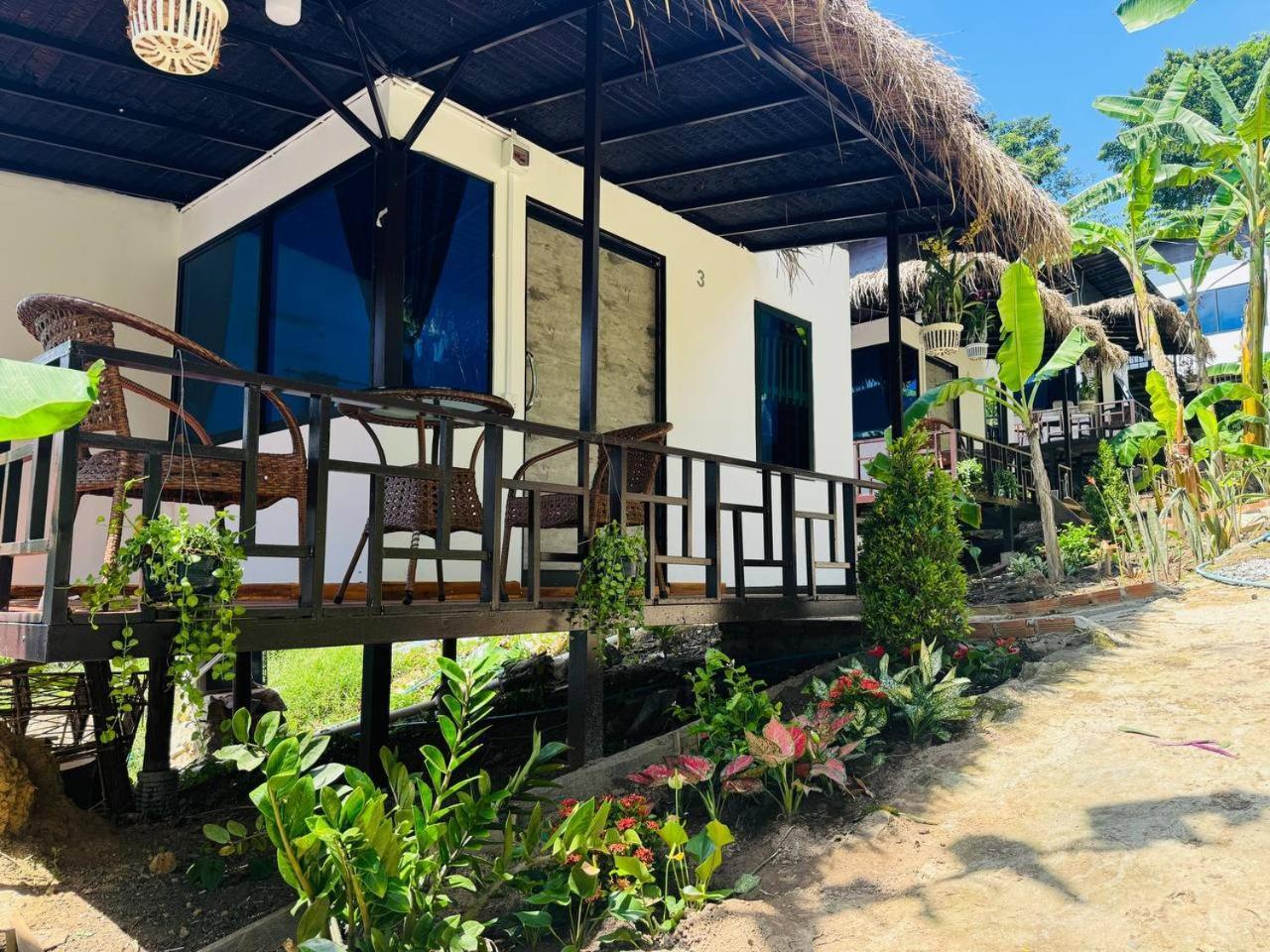 Real Hostel Kaoh Touch Exterior photo